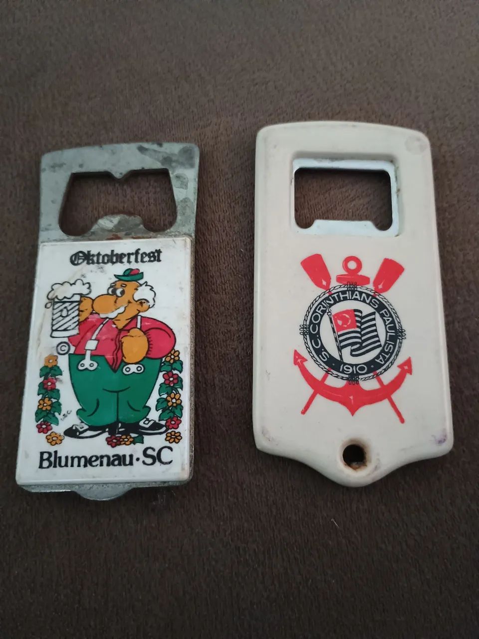 Abridores de garrafa antigos - Oktoberfest e Corinthians