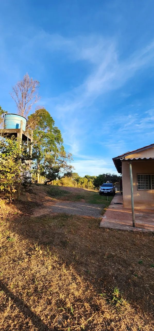 4 ha, casa, mata, água de sobra.