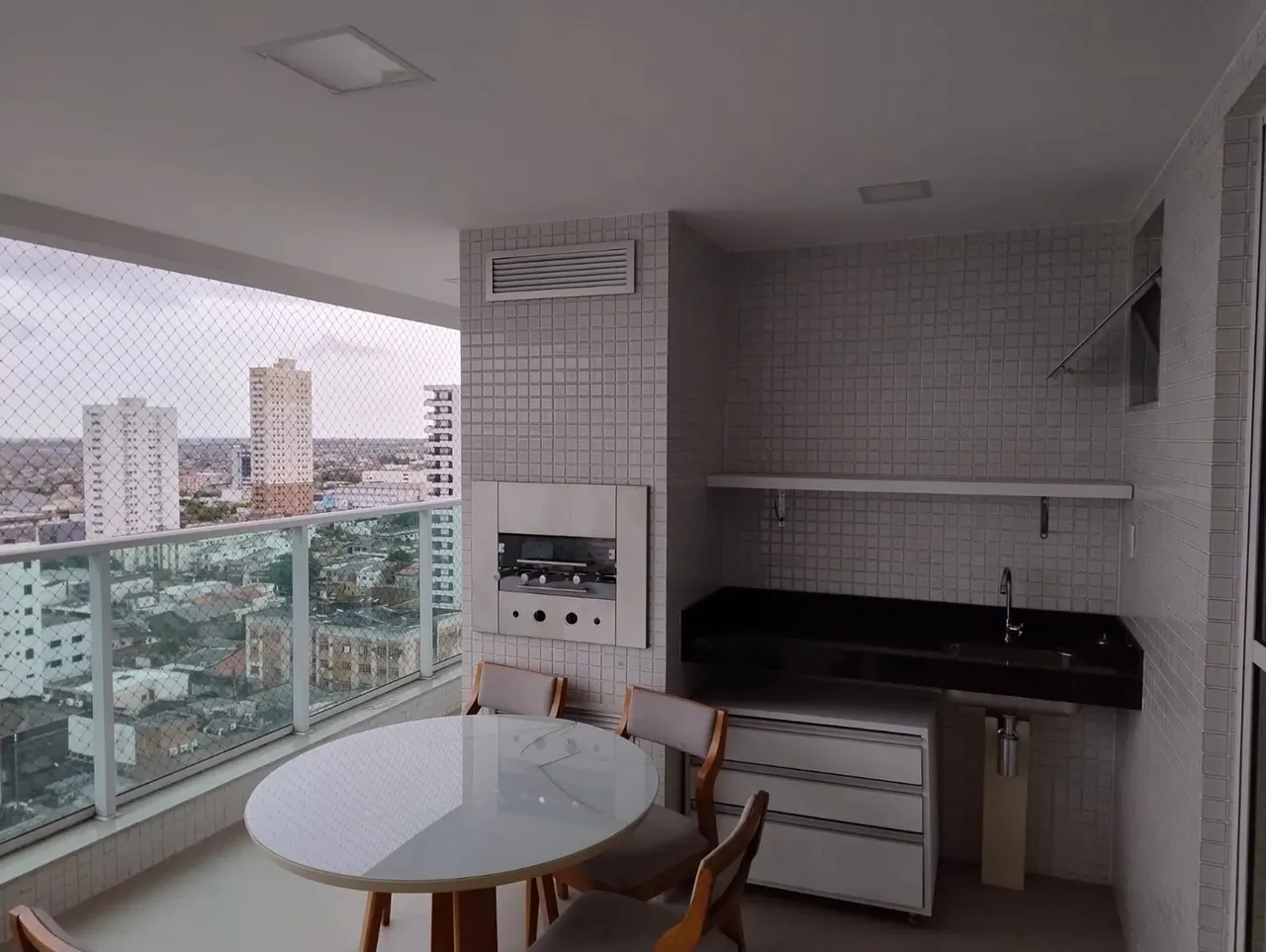 APARTAMENTO 3 SUÍTES ALUGO