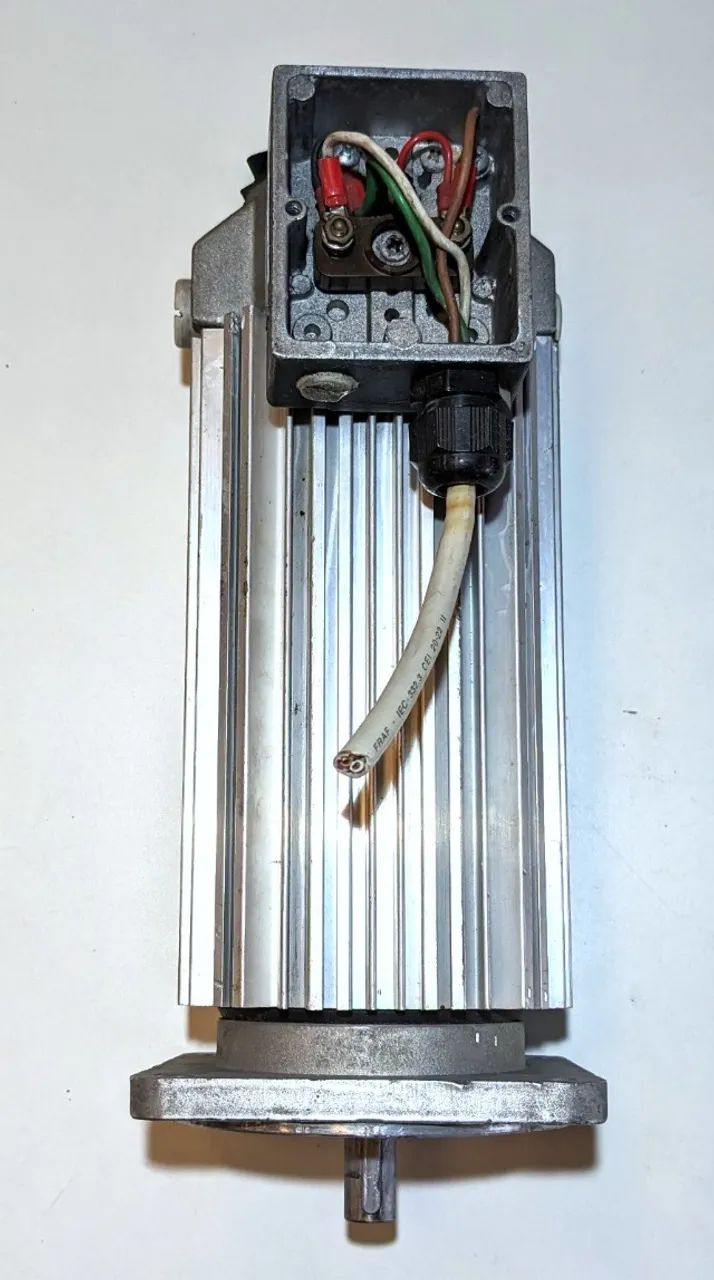 Motor DC Corrente Contínua 48-180 Vdc 565 W 3000rpm 1,8 Nm