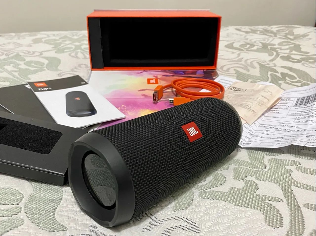 Caixa de Som JBL Flip 4 