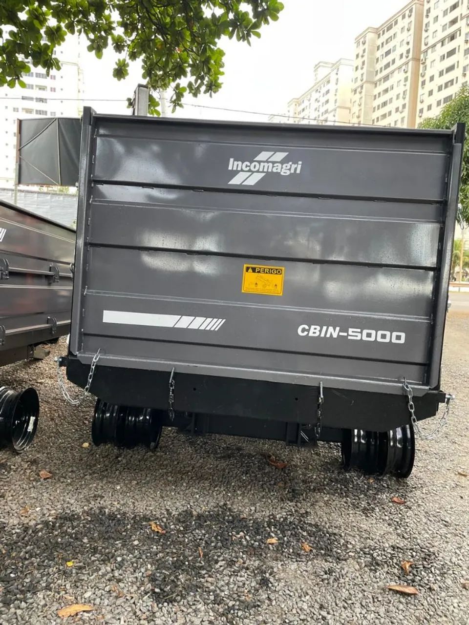 Carreta bascudante Incomagri - Foto 2