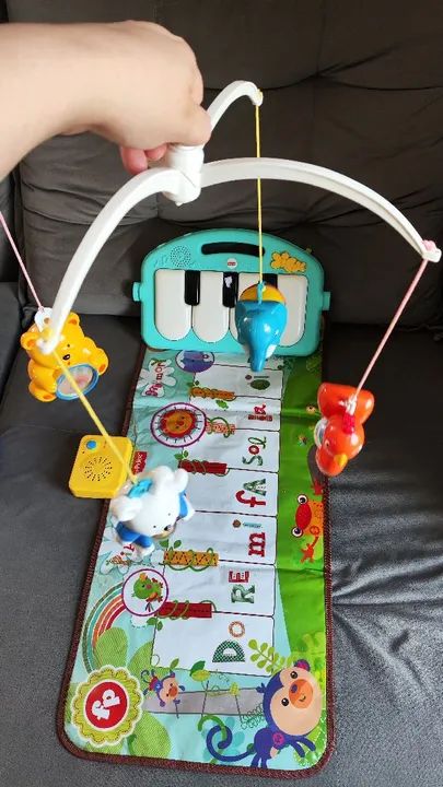 Tapete musical e móbile 