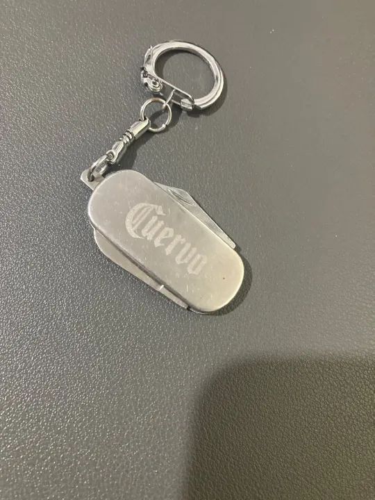 Chaveiro canivete Cuervo