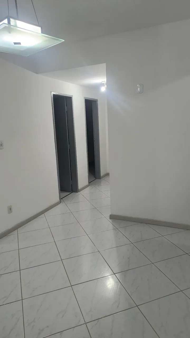 ALUGO APARTAMENTO COROA DO MEIO