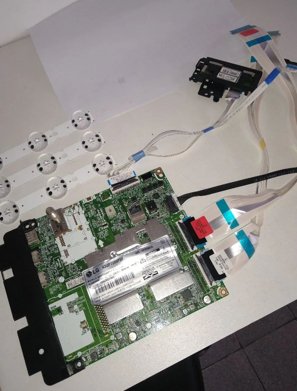 Kit Placas TV LG 43UP7500PSF - Foto 2