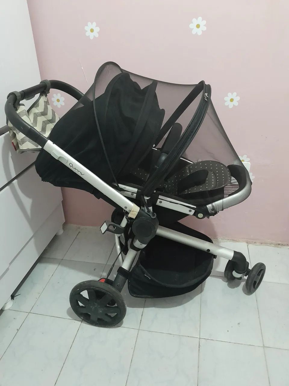 Carrinho de Bebê Quinny