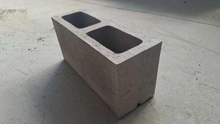 BLOCO DE CONCRETO  14X19X39  R$3,40 - Foto 2