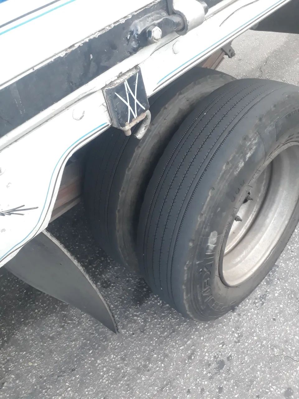 Caminhão vw 7100 troco por caminhonete carroceria - Foto 5