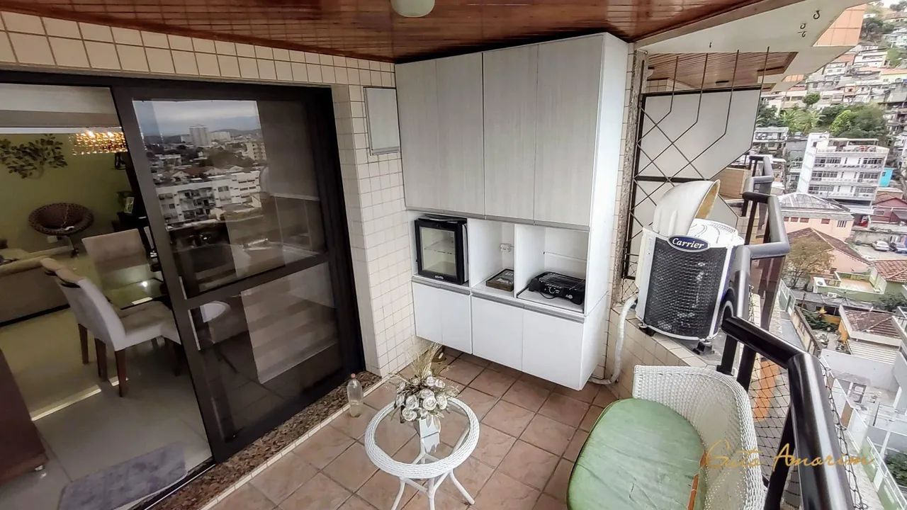 Apartamento com 3 dormitórios à venda, 167 m² por R$ 790.000,00 - Caonze - Nova Iguaçu/RJ