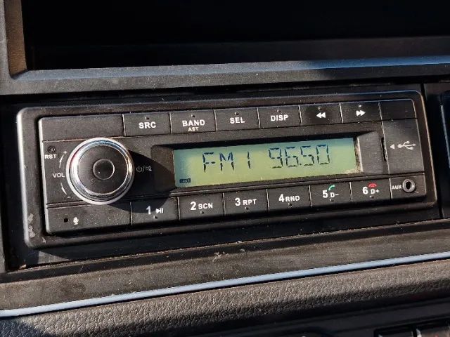 vw 11-180 Prime Delivery C/Baú com Plataforma Hidráulica - Foto 8