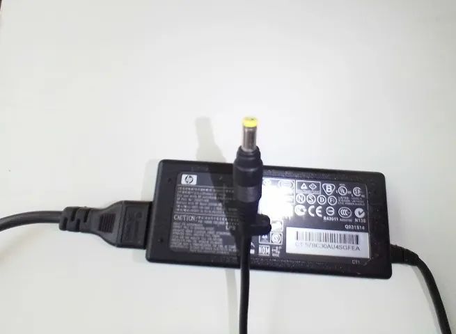 Fonte Carregador HP 3.42a 65w  - Foto 2