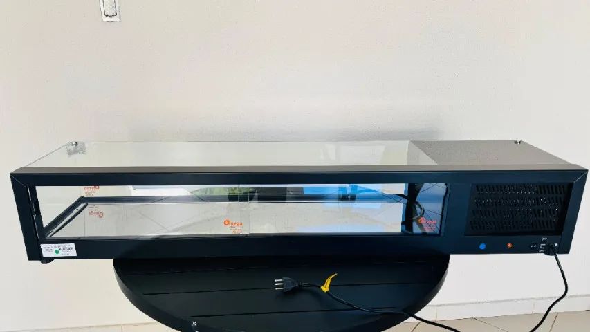 Vitrine Refrigerada Beta - Vidro reto - Sushi 150cm - 220V - Omega - Foto 3