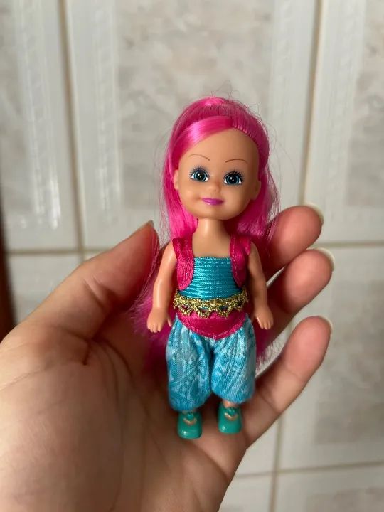 Sparkle Girlz mini boneca rosa