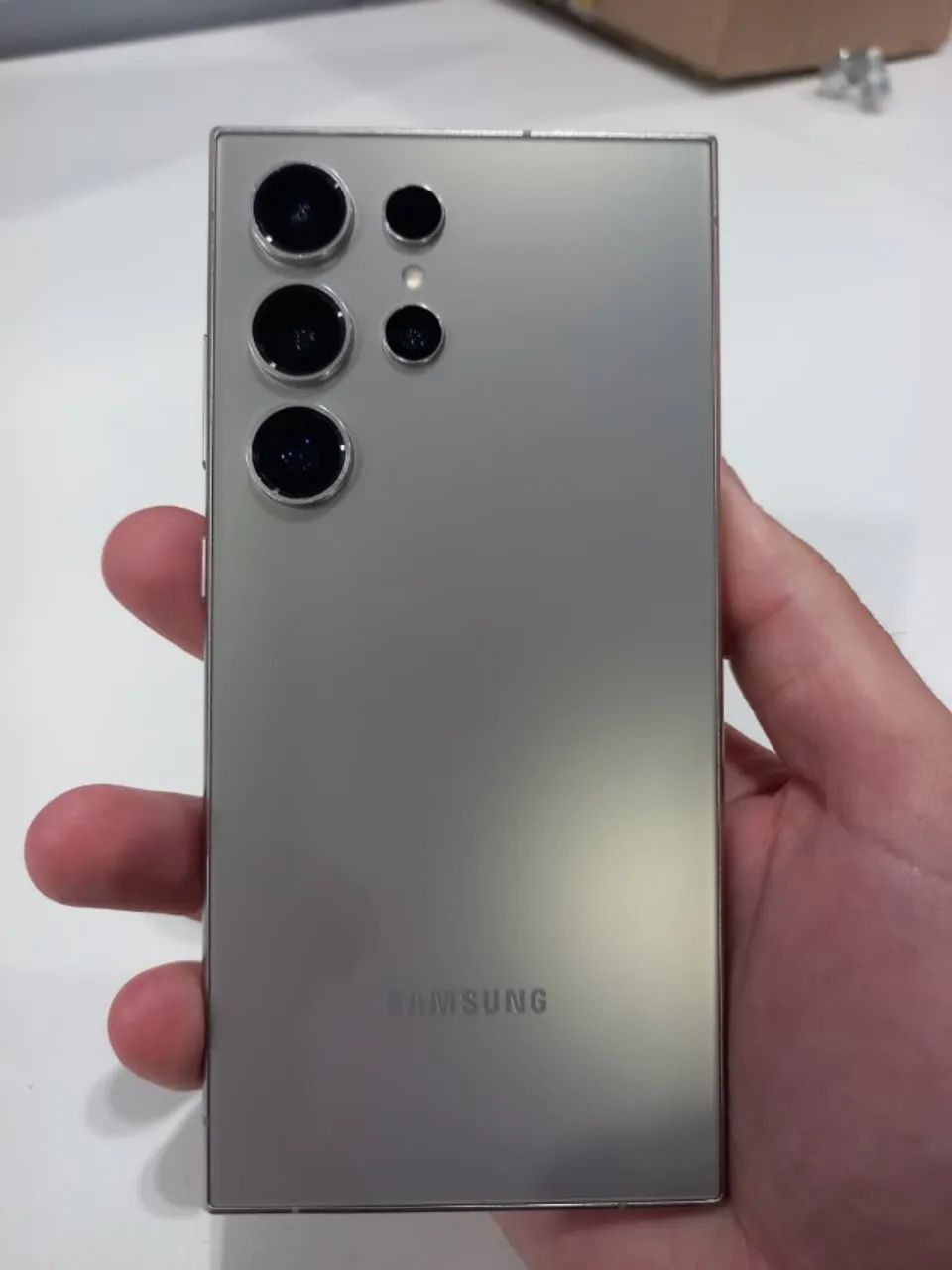 Samsung Galaxy S24 Ultra - 512GB - Titanium Grey - Celulares e