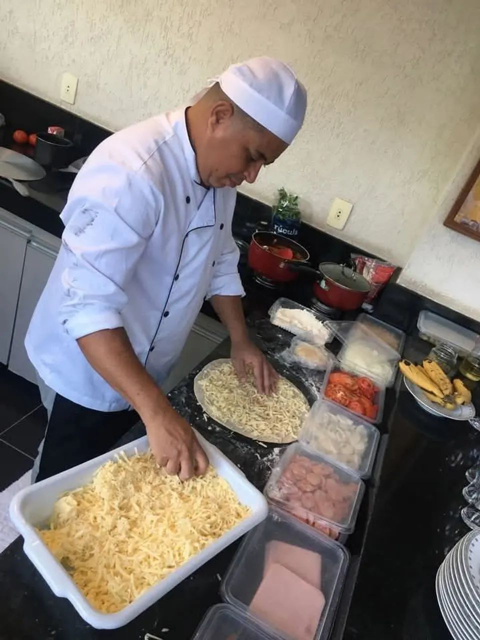 pizzaiolo se oferece para trabalhar fixo ou freelancer 