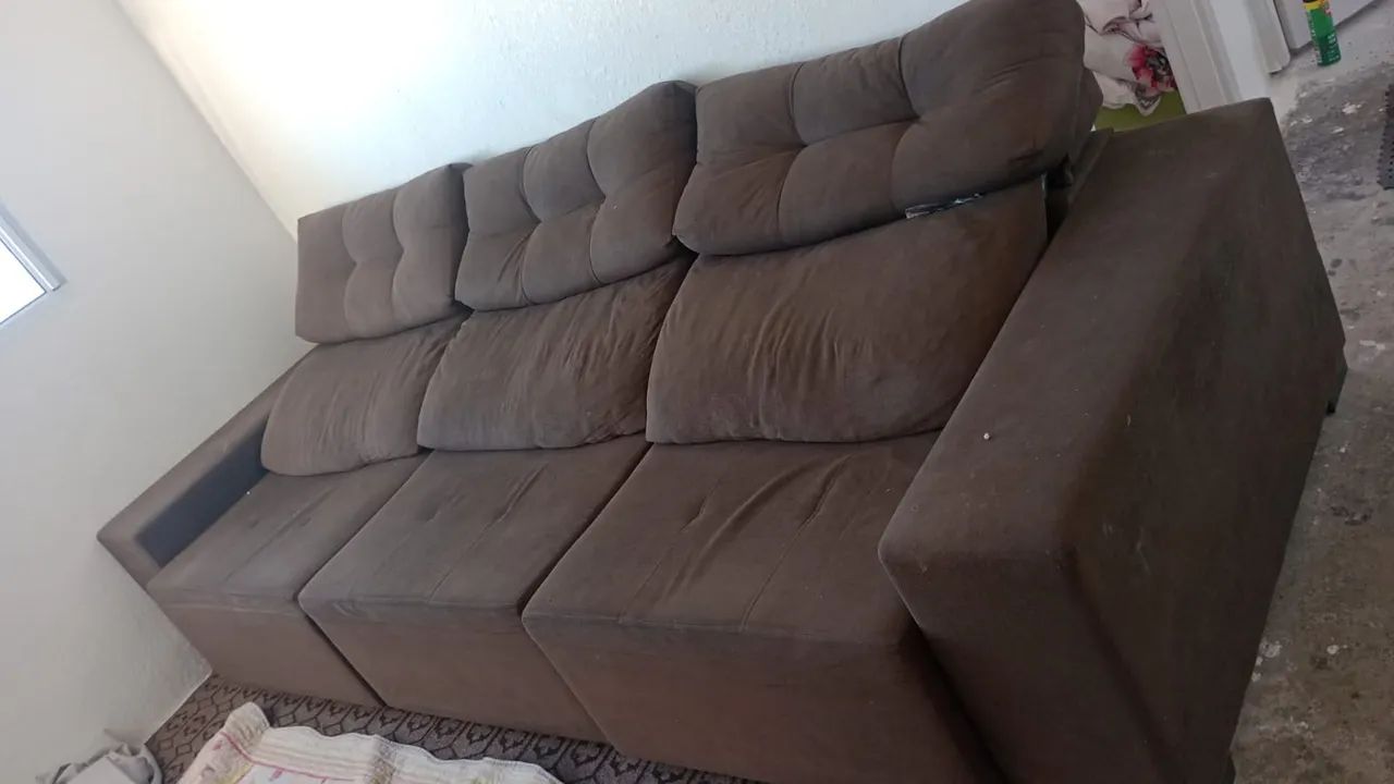 Sofá 3 lugares 