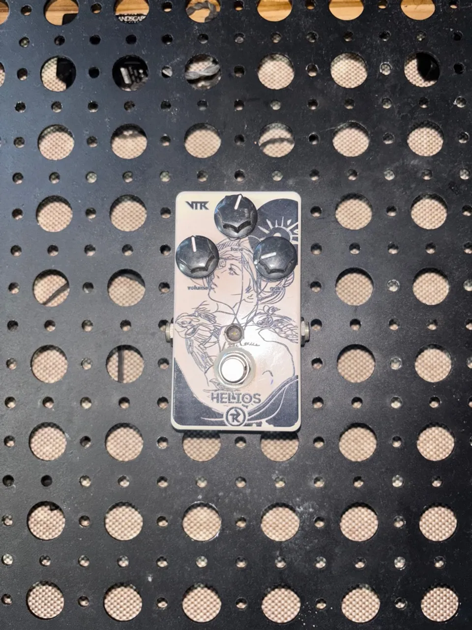 Helios Overdrive VTR Effects Pedal