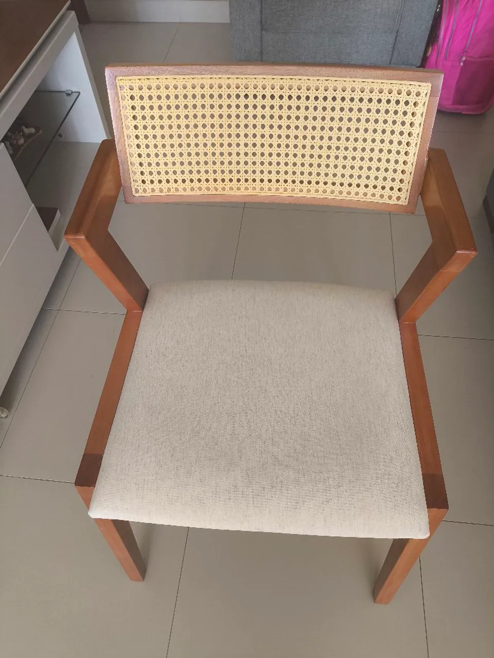 Cadeira de Jantar em Madeira com Detalhe em Palha