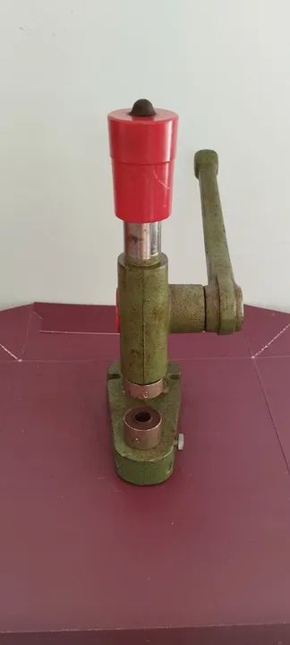 Maquina para colocar ilhoses, rebites, botões - Foto 3