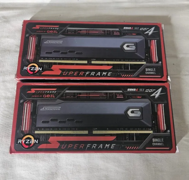 Memórias DDR4 3200MHz 16GB no total (8GB cada) Geil Superframe