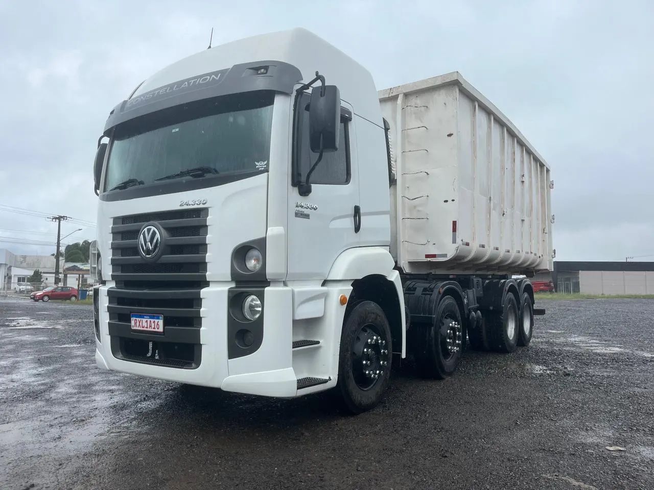 Volks Constelation 24-330/2022 8x2 C/Rollon 25 Tons!!