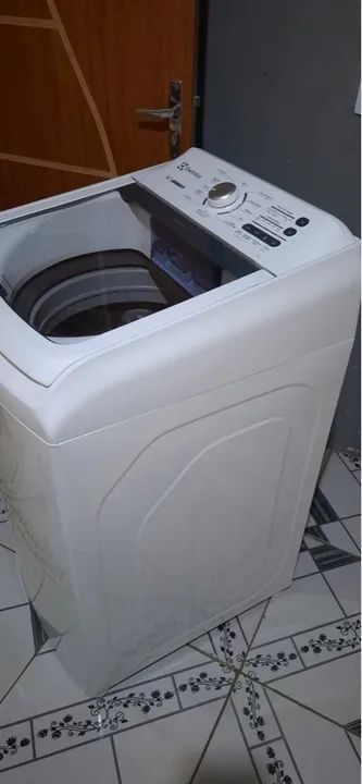 Máquina de Lavar Electrolux 14 kg semi nova  - Foto 5