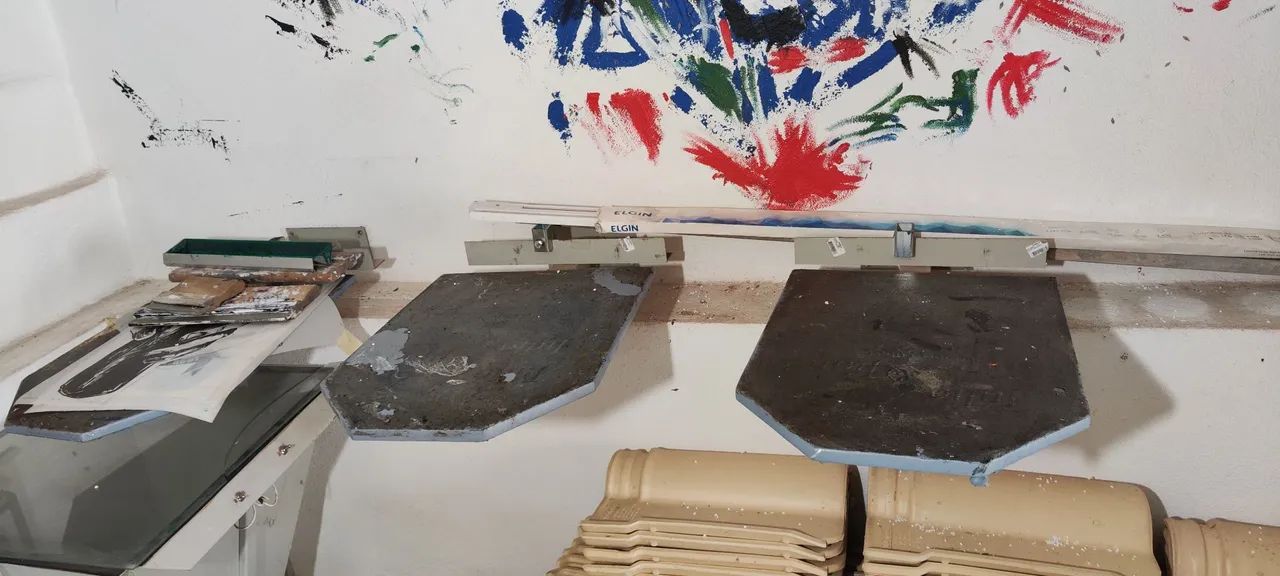 Mesa revelação Silk Screen com três berços. - Foto 3