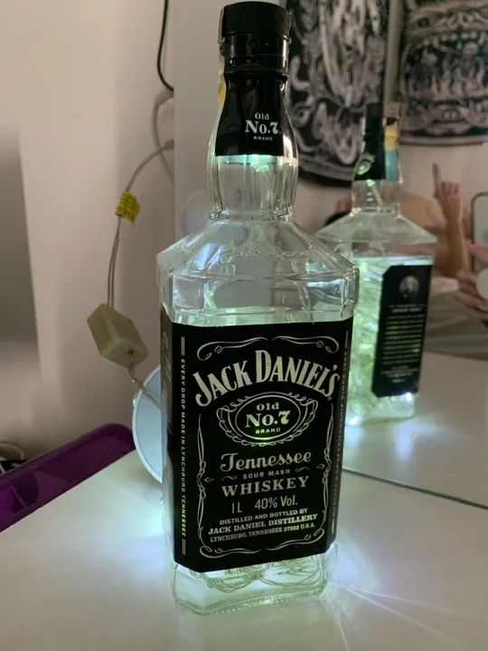 Garrafa de Jack Daniel's com Luzes de LED