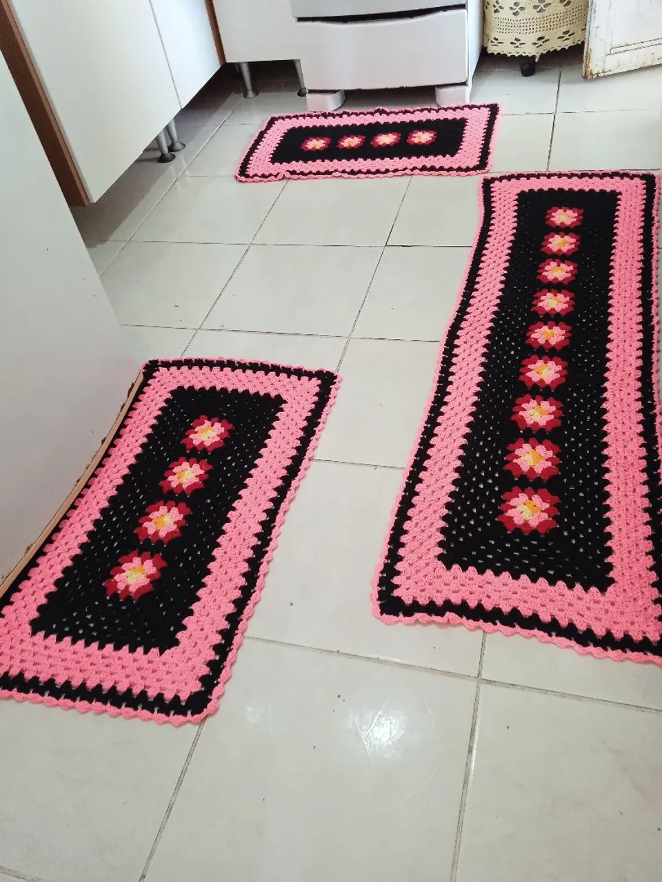 Jogo de tapetes de cozinha de crochê