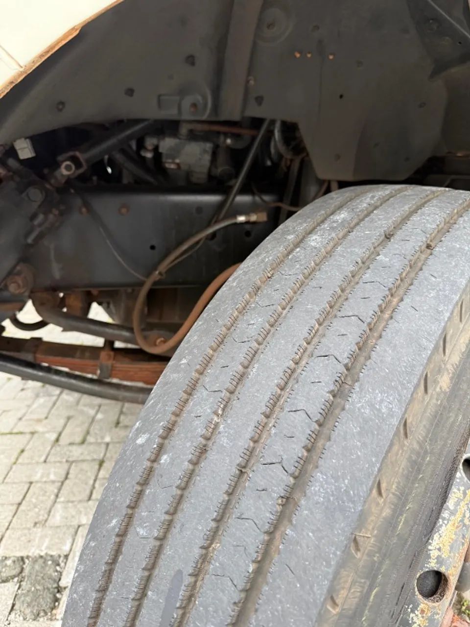 FORD 14000 CABINE DUPLA COM CESTO AEREO VERSALIFT VST-47 - Foto 6