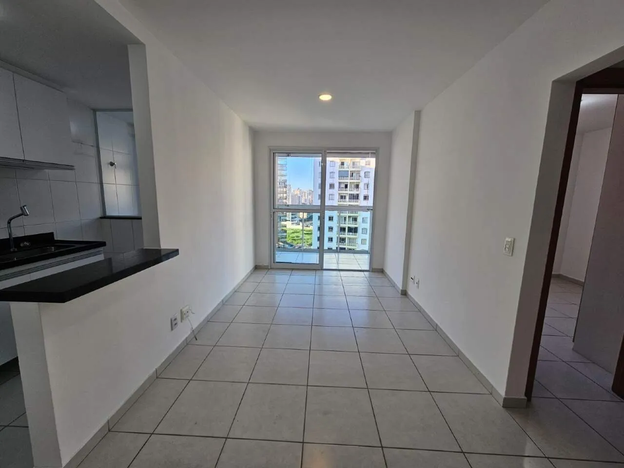 Apartamento para aluguel, 2 quartos, 1 suíte, 1 vaga, Praia de Itaparica - Vila Velha/ES