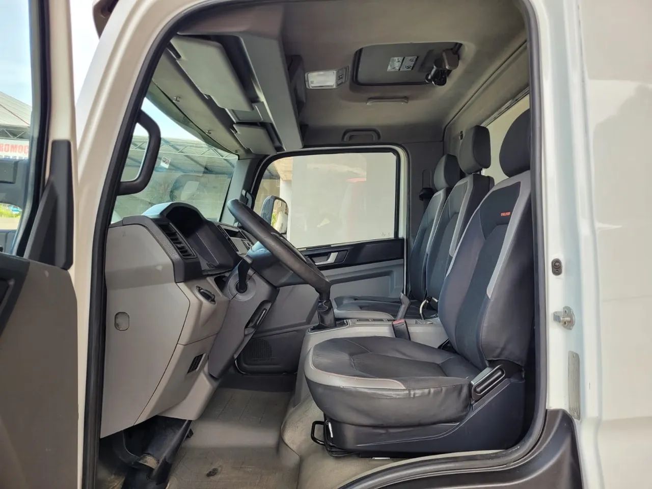 Caminhão Volkswagen 11.180 - No Chassi - Foto 5
