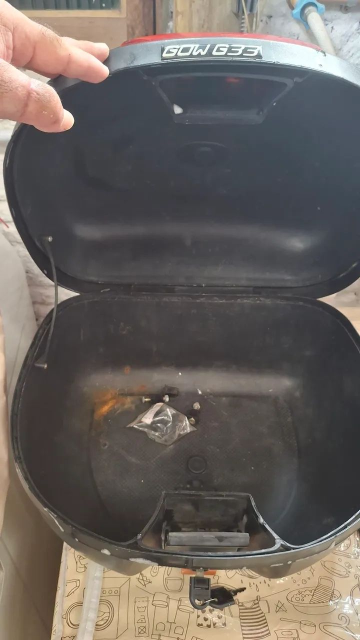 Vendo baú gow G33 2 chaves  - Foto 2