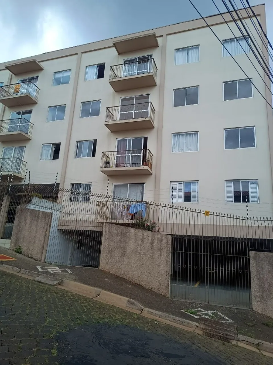 Apartamento para Alugar no Centro de Ponta Grossa 3 quartos