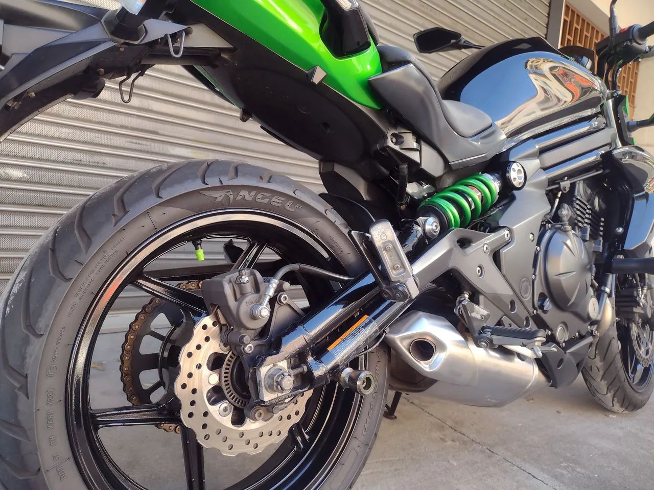 Kawasaki er6n  - Foto 3