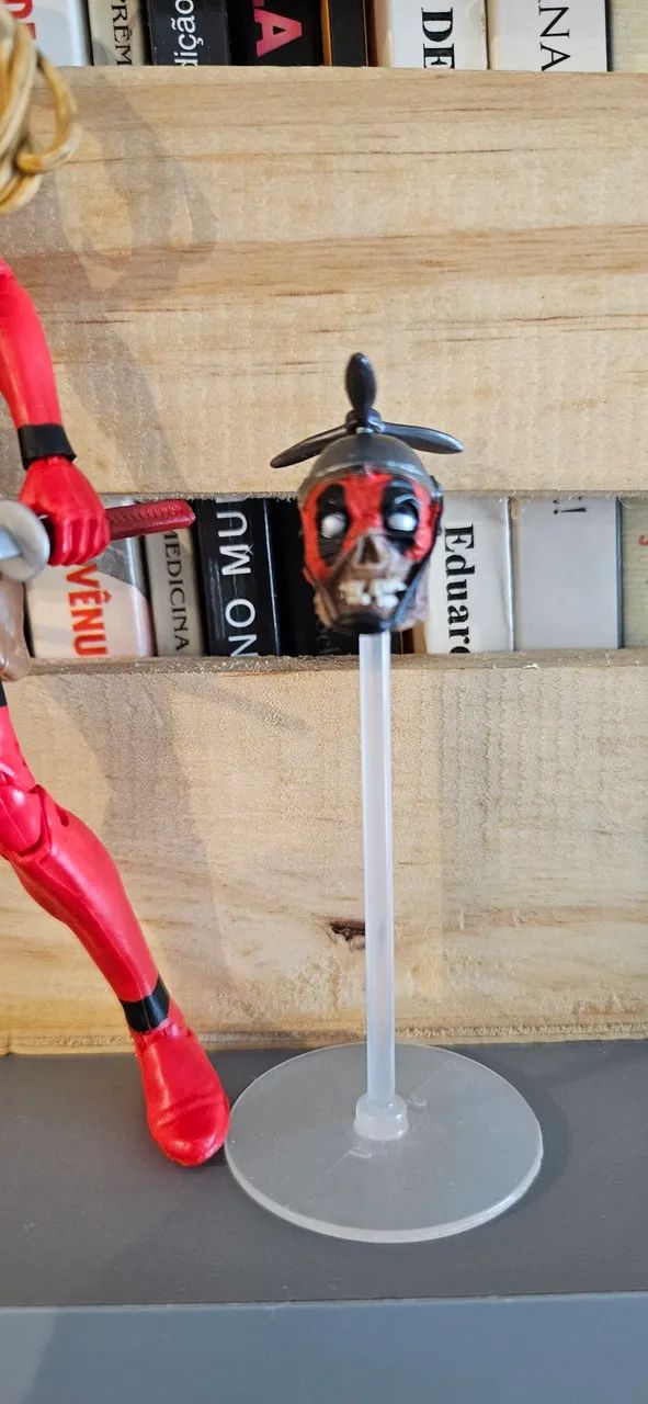 Boneco de ação Lady Pool Deadpool - Marvel Legends - Foto 3