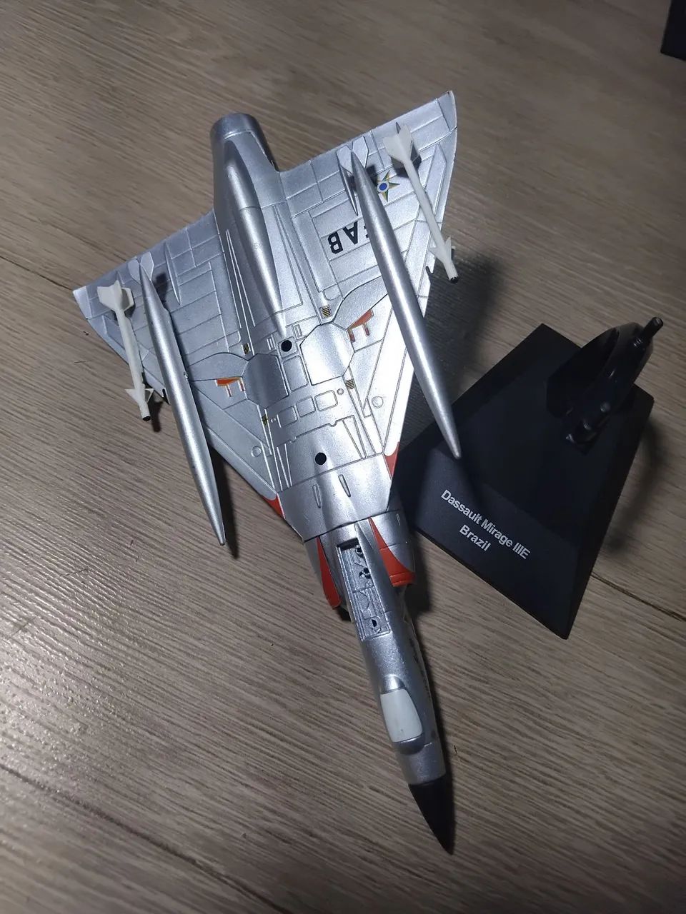 Miniatura escala 1:72 Dassault Mirage III E - Brasil - Foto 5