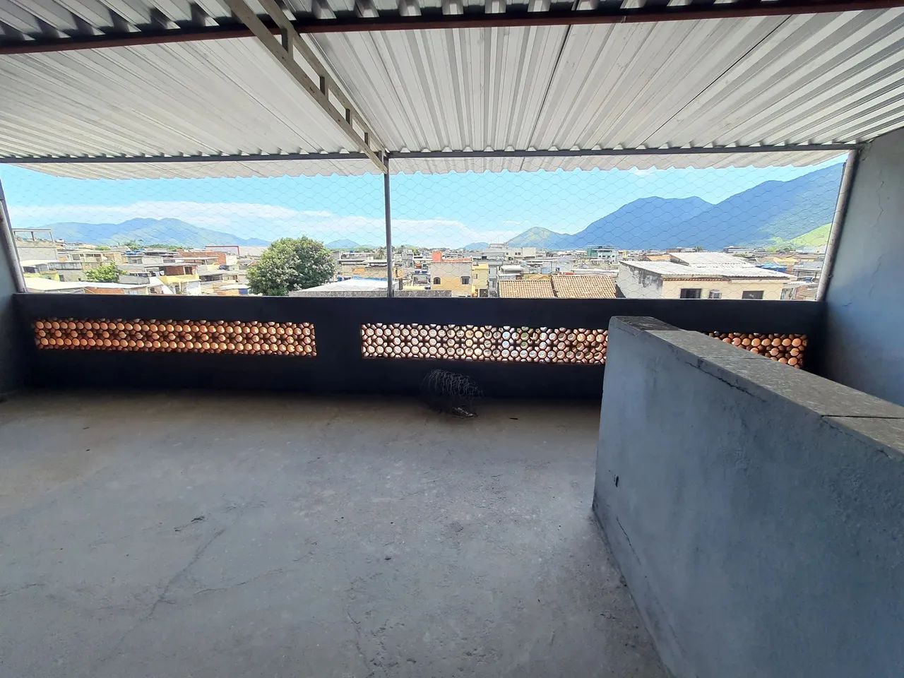 Prédio de 4 Andares com 400m² e Várias Salas Próx. Churrasquinho do Jorge Centro Nilópolis - Foto 2