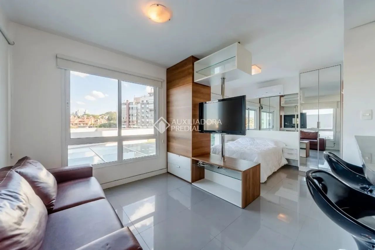 Imóvel para venda com 37 m², com 1 quarto, bairro Três Figueiras - Porto Alegre - RS