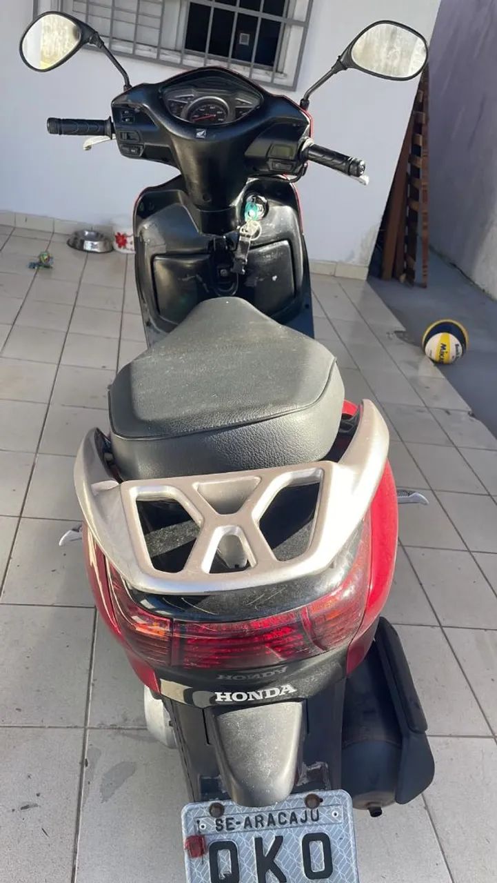 Vendo Honda lead - Foto 5