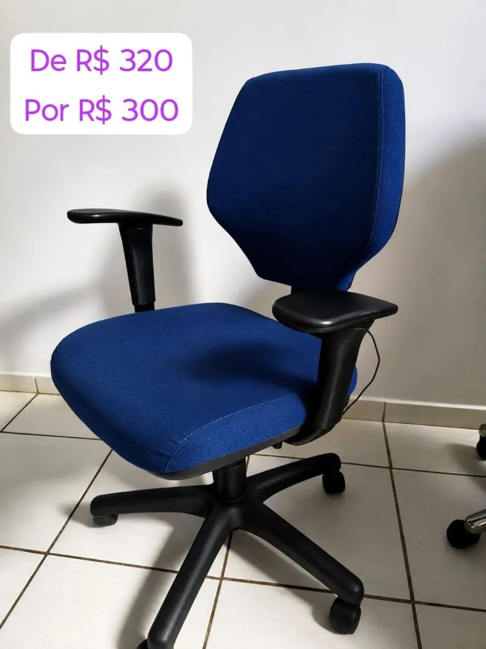 Cadeira FlexForm Roma Azul 