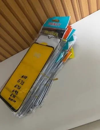 TORRA DE ESTOQUE: Lote 144 Peças (Capas + Películas 3D/Vidro) - Ideal para Lojistas - Foto 2