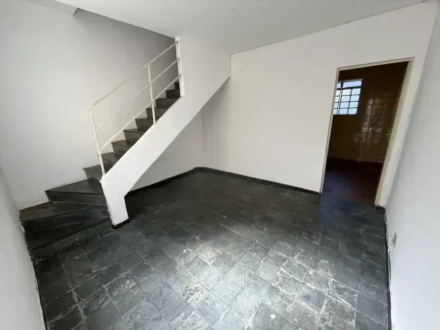 Imóvel para aluguel com 2 quartos em Itapoã - Belo Horizonte - MG