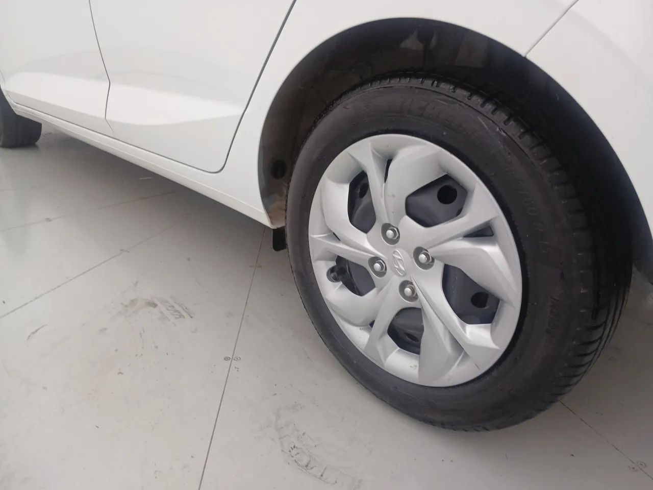 Hyundai HB20 Comfort 1.0 Flex 12V Mec., foto 12 de 18
