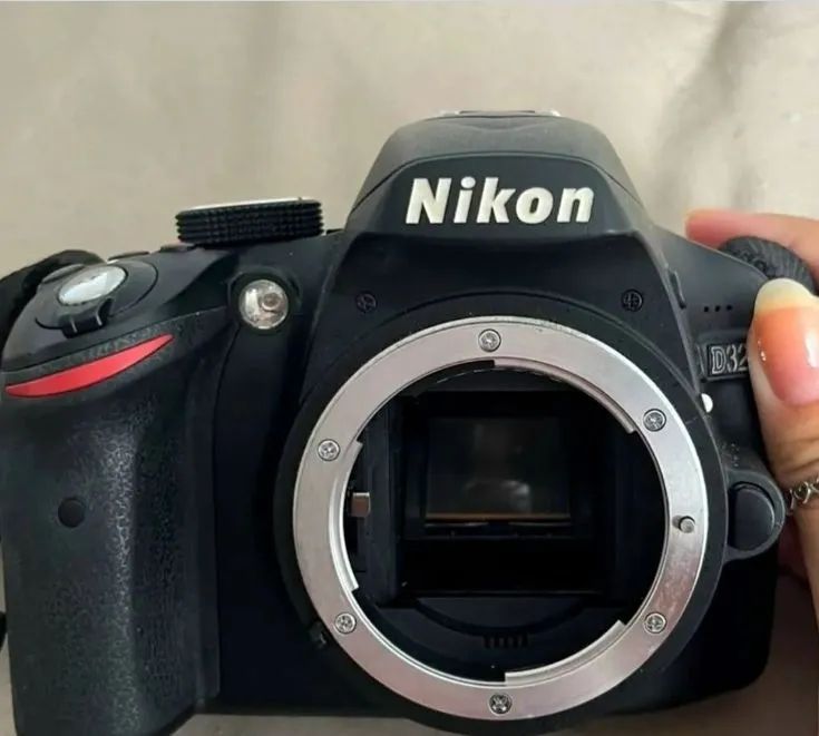 CÂMERA NIKO D3200 - retirada de peças  - Foto 2