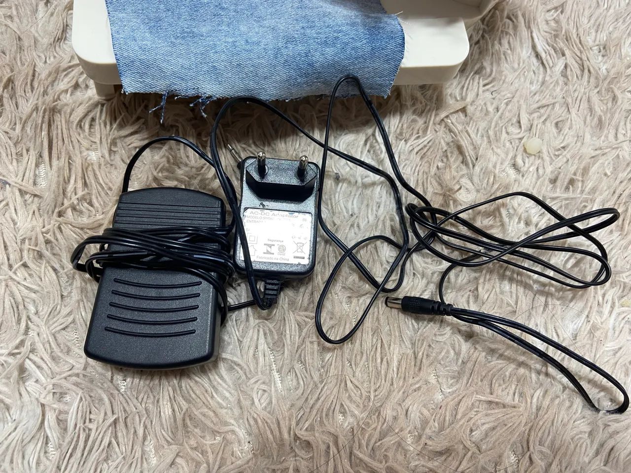 Mini máquina de costura  - Foto 2