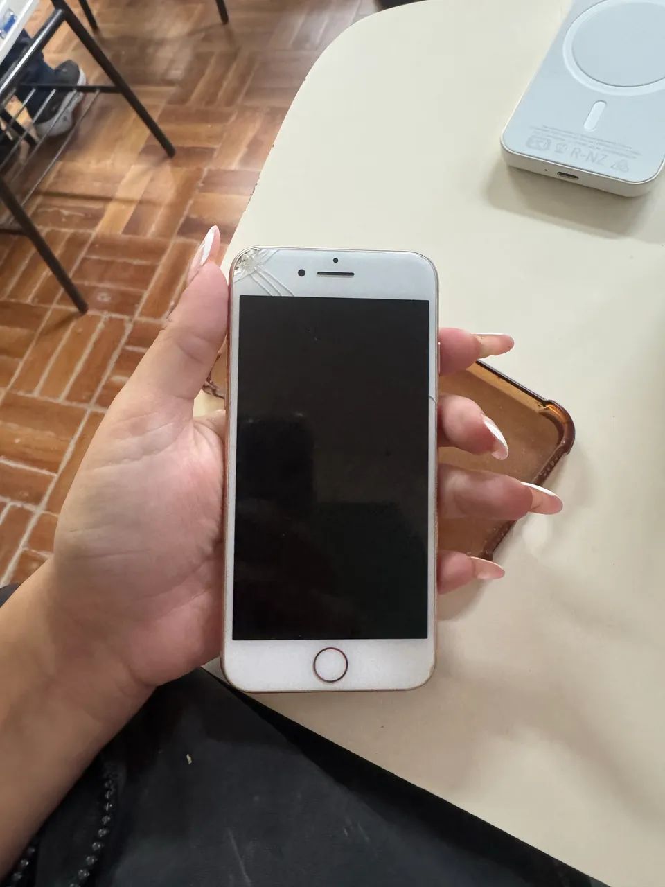 Iphone 8 - 64g