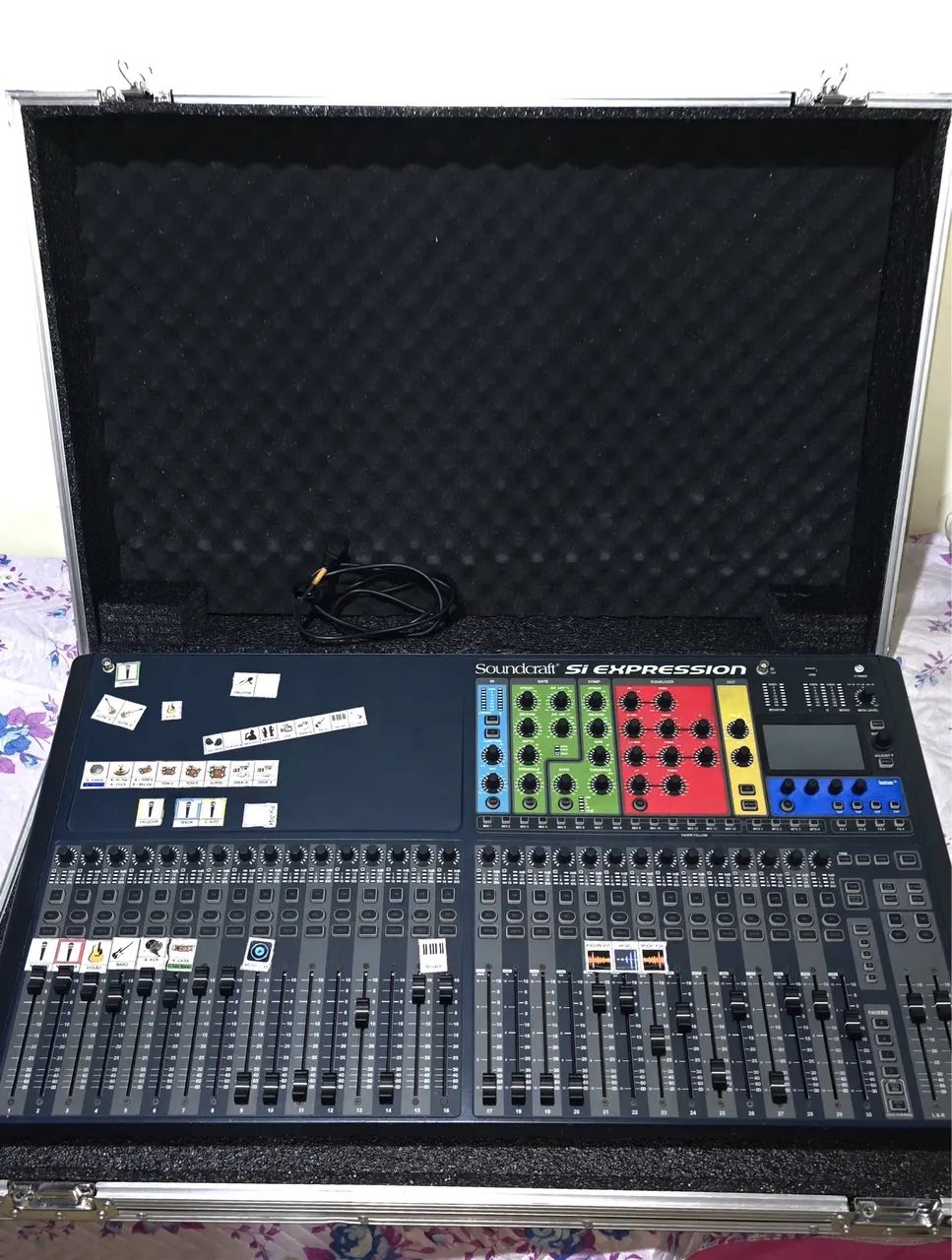 Soundcraft expression 3 