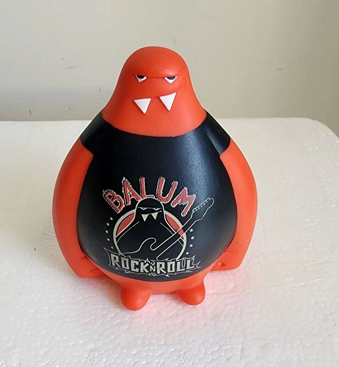 Boneco Poupançudo Caixa - Balum Rock?n?Roll